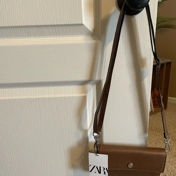 (NWT) Zara Brown Faux Leather Crossbody Bag - Picture 2 of 4